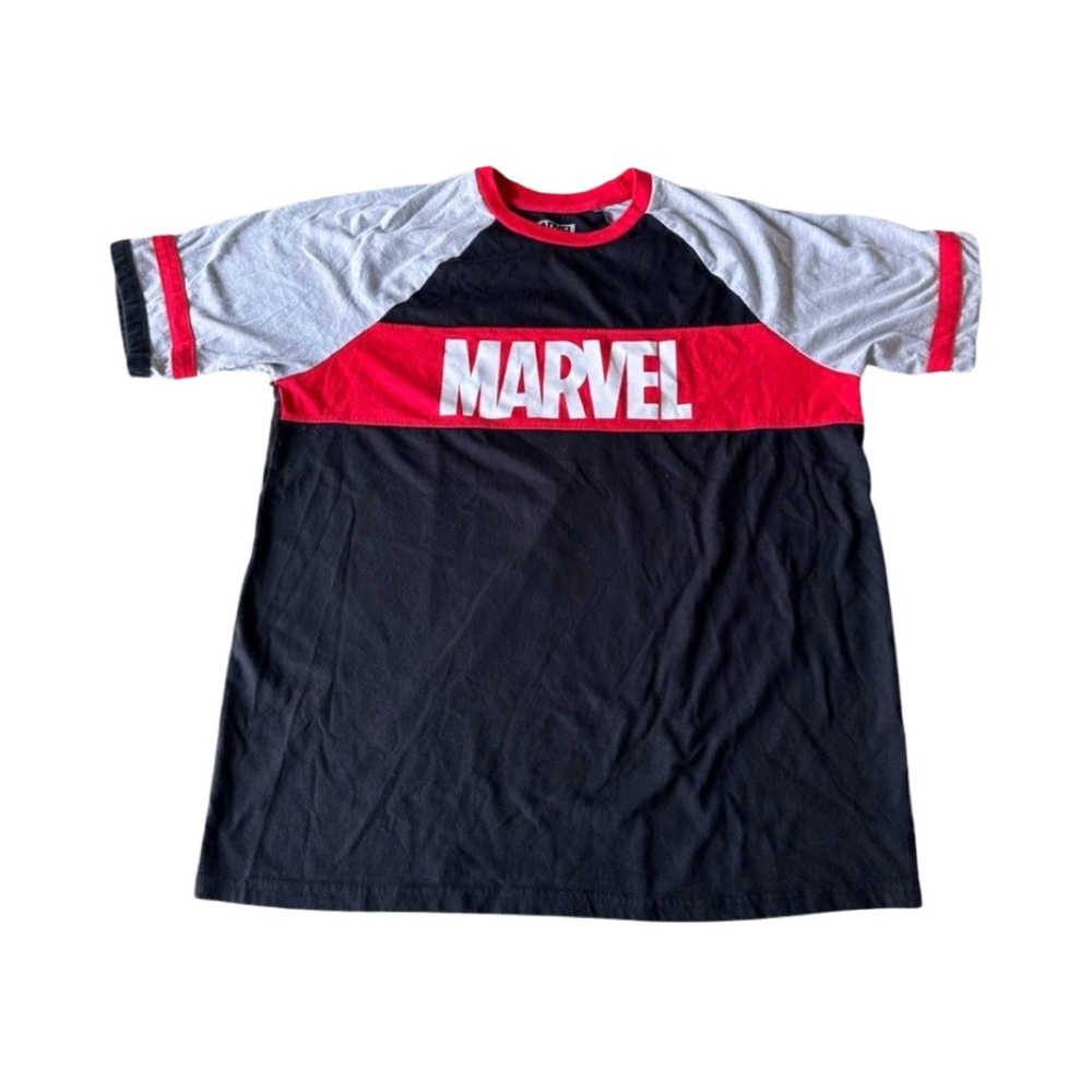 Marvel Black T-Shirt. Size XL. NWOT!